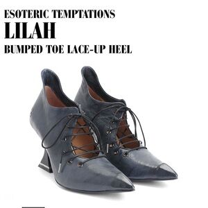 John Fluevog Esoteric Temptations Navy Size 7.5